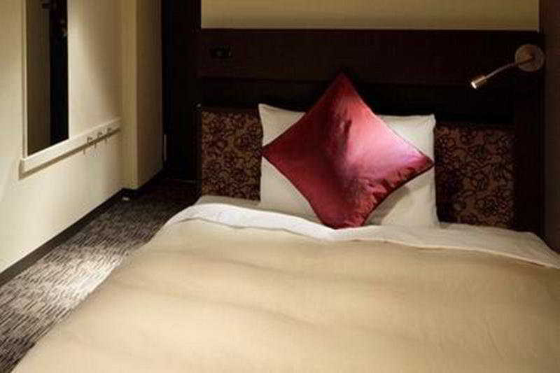 Mitsui Garden Hotel Osaka Yodoyabashi Экстерьер фото