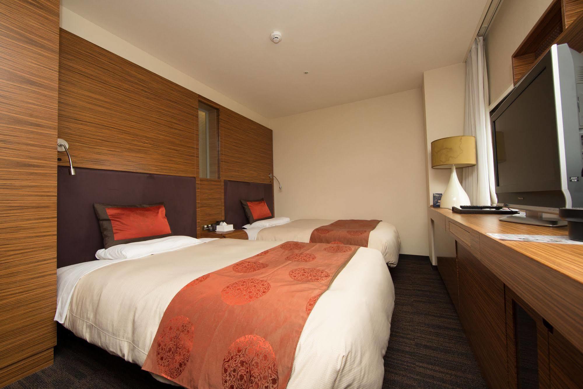 Mitsui Garden Hotel Osaka Yodoyabashi Экстерьер фото