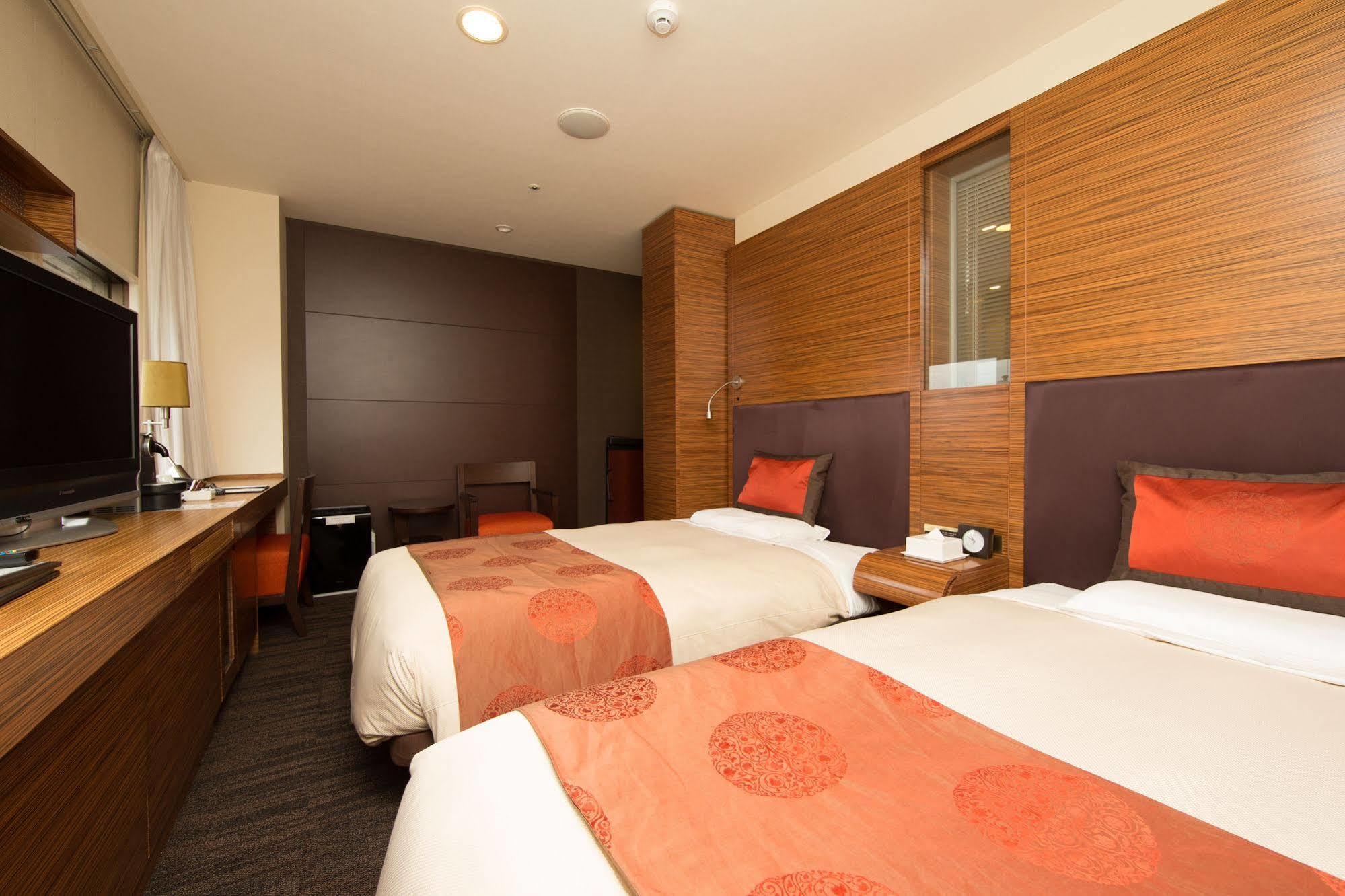 Mitsui Garden Hotel Osaka Yodoyabashi Экстерьер фото